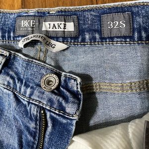 BKE Jake Straight Leg 32S Distressed